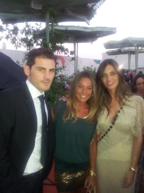 Iker Casillas và bạn gái Sara Carbonero